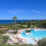 Village Cap Esterel - L'esquinade-106 By Interhome