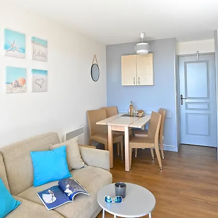 Apartament Village Cap Esterel - L'esquinade-106 By Interhome