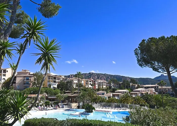 Apartment Village Cap Esterel - L'esquinade-106 By Interhome
